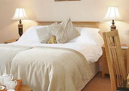מלון Finnstown Castle