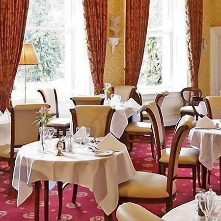 Finnstown Castle 4*