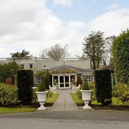 מלון Finnstown Castle