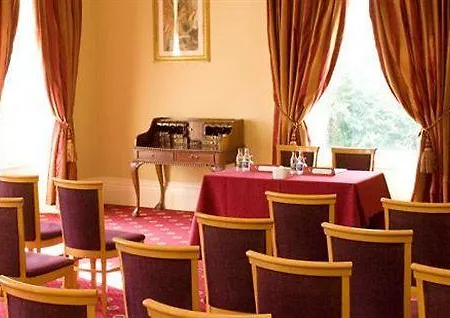 Finnstown Castle 4*