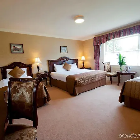 Finnstown Castle 4*