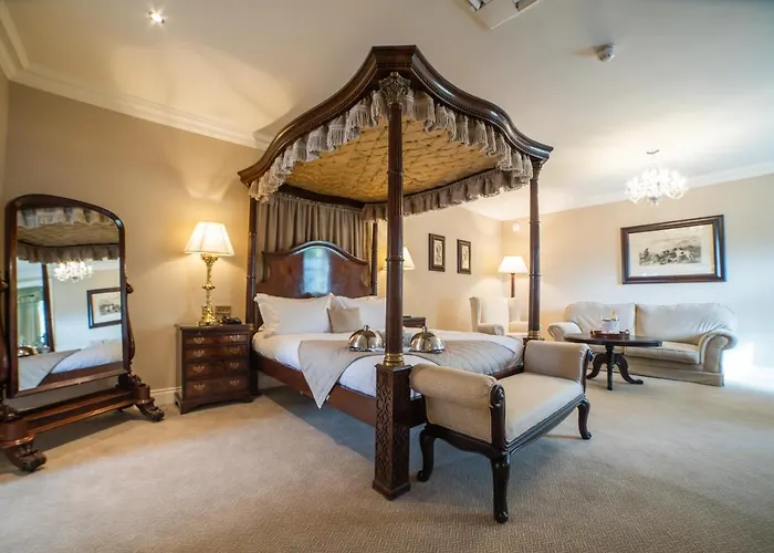 Finnstown Castle Отель Лукан