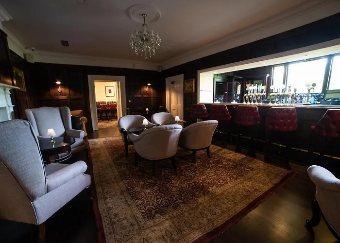 Finnstown Castle 4* Лукан