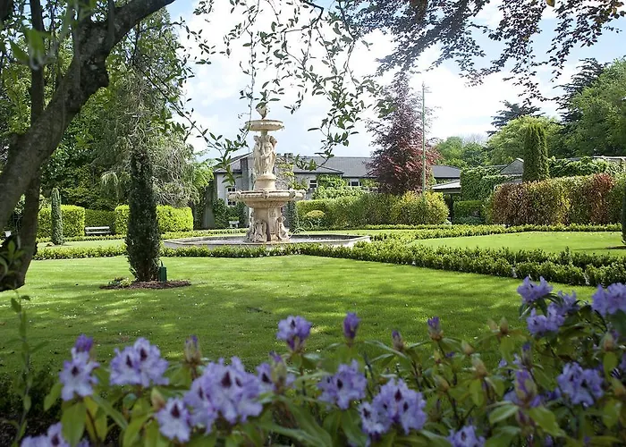 Finnstown Castle Отель