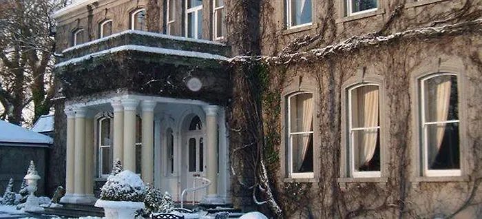 Finnstown Castle Отель 4*