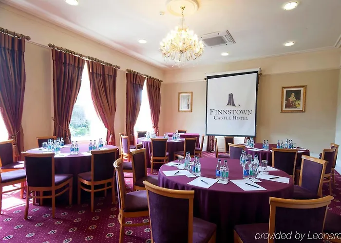 Finnstown Castle Отель 4*