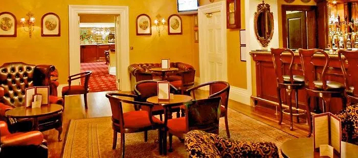 Finnstown Castle Hotel 4*